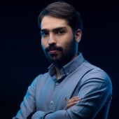 آرش حسینی